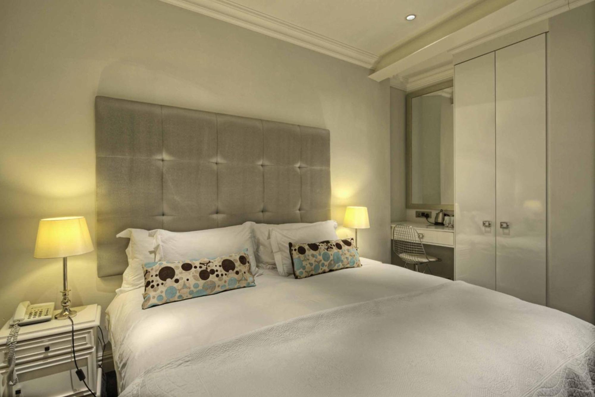 Luxury Room with Patio,1499170657:JPEG